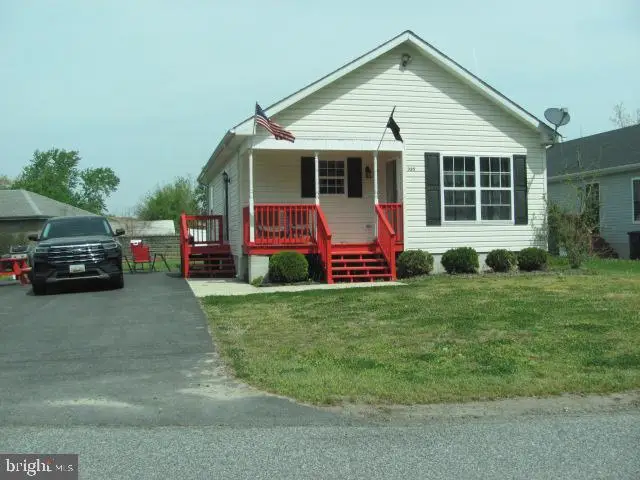 325 Carter Ave, Denton, MD 21629 - #1