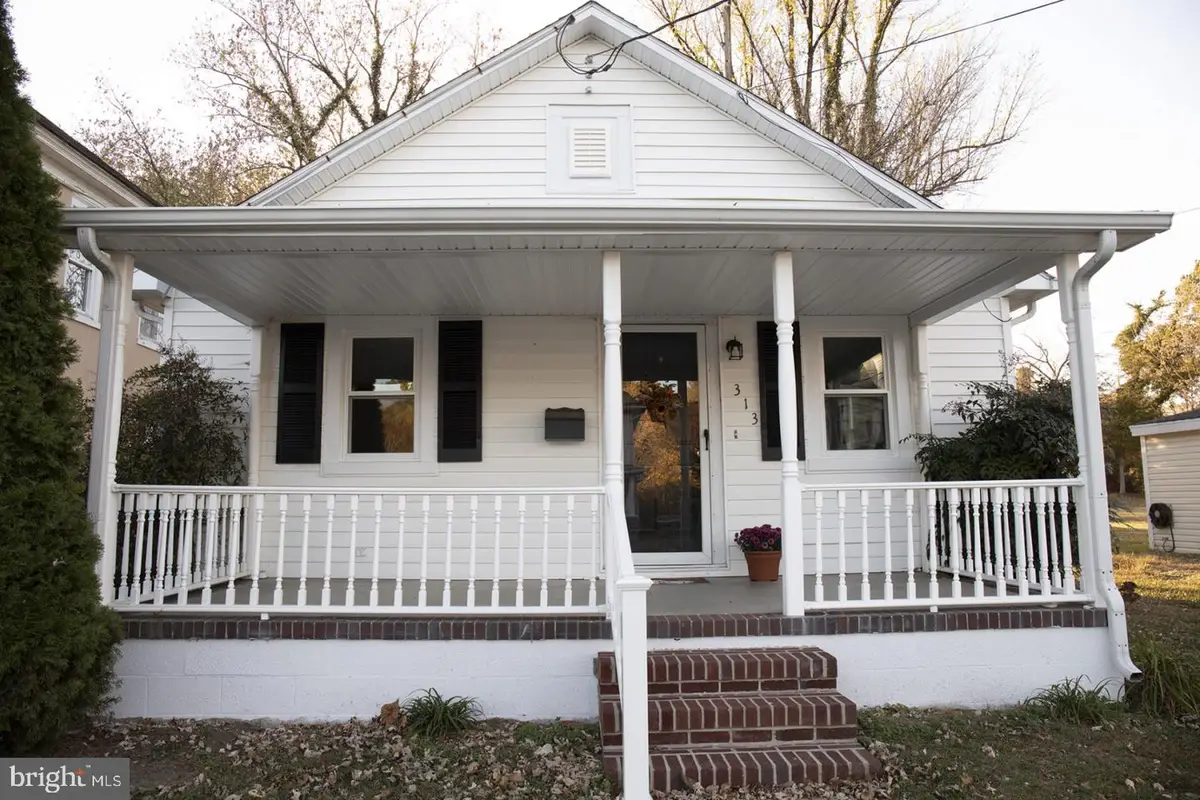 313 Holt St, Federalsburg, MD 21632 - #1
