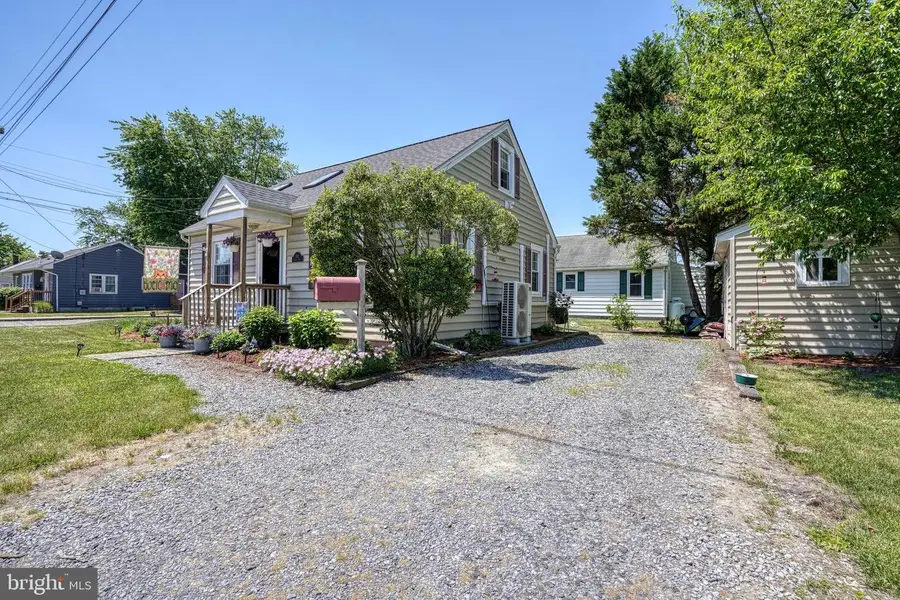 302 Vernon Ave, Federalsburg, MD 21632 - #2