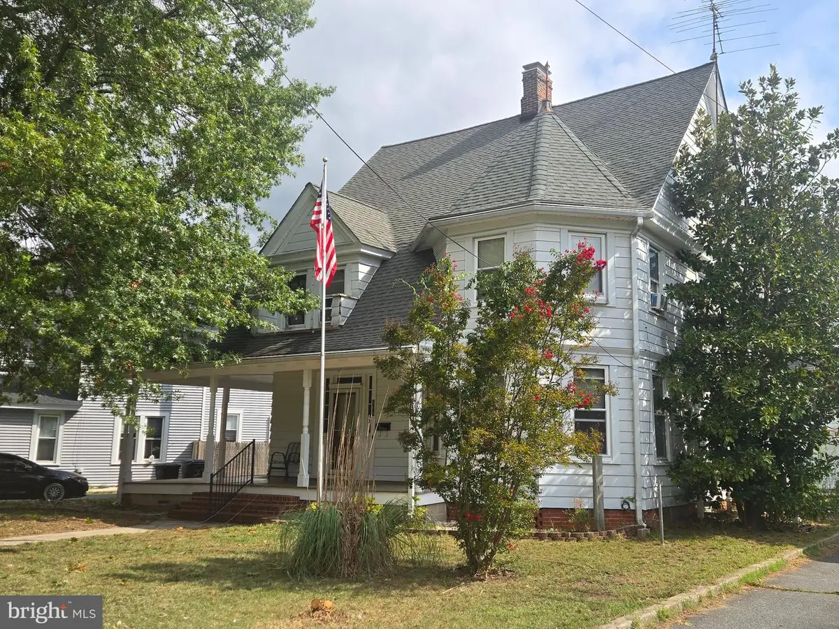 105 S 5th Ave, Denton, MD 21629 - #1