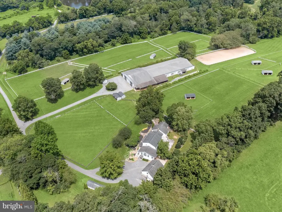 1955 Valhalla Dr, Finksburg, MD 21048 - Image #2