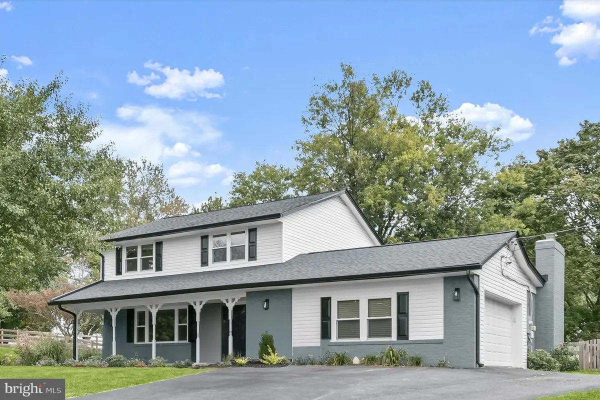 5905 Grace Lee Ave, Sykesville, MD 21784 - Image #1