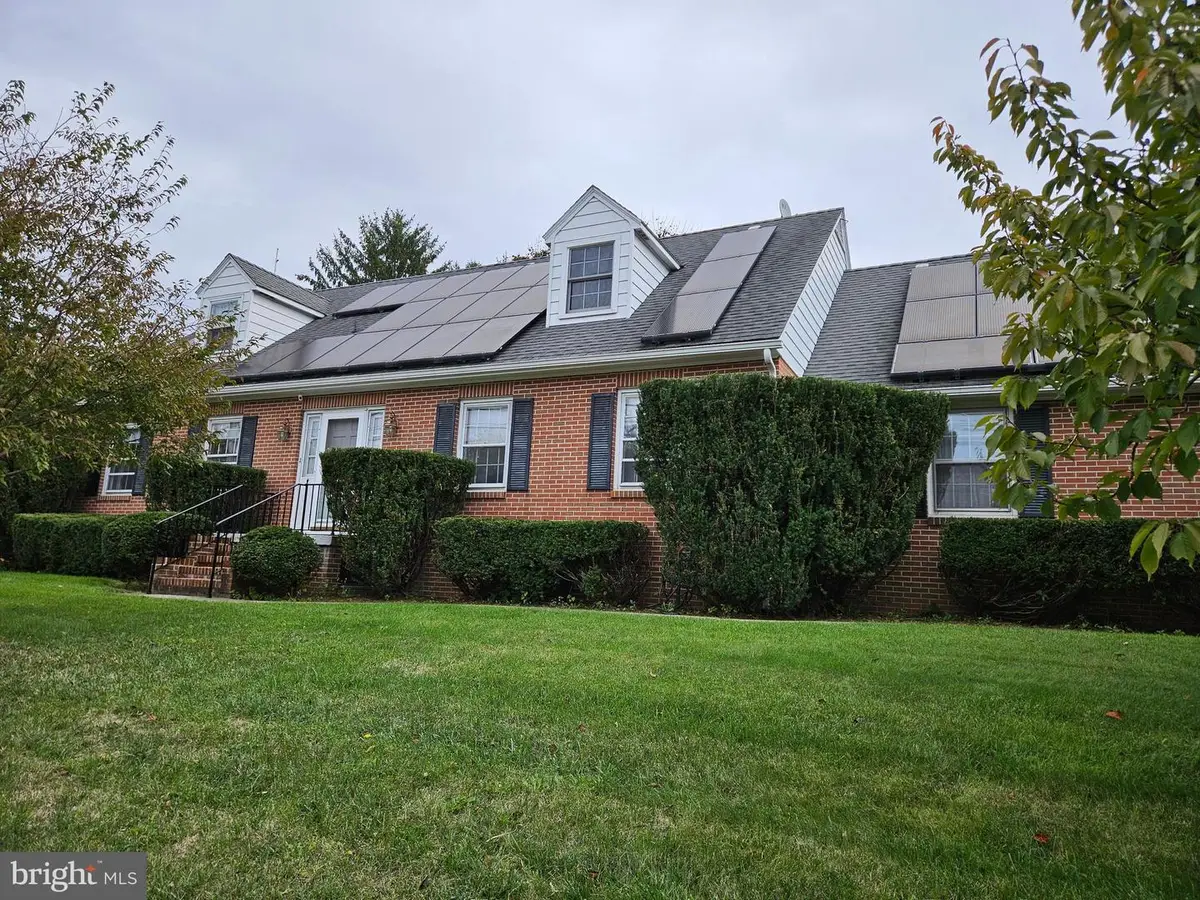 9 Sullivan Rd, Westminster, MD 21157 - #1