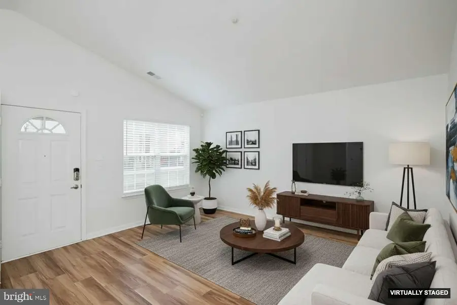 2016 Rudy Serra #c, Sykesville, MD 21784 - Image #2