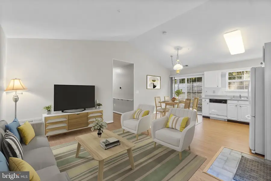 2010 Rudy Serra #c, Sykesville, MD 21784 - Image #2