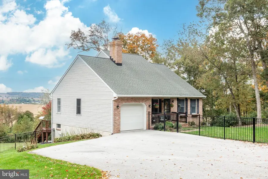 1120 Bradley Dr, Westminster, MD 21158 - Image #3