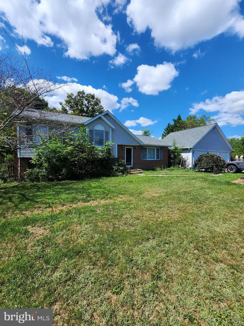 3174 Cardinal Dr, Westminster, MD 21157 - Image #1