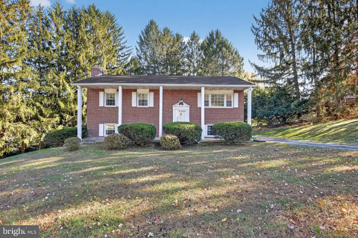 1901 Suffolk Rd, Finksburg, MD 21048 - Image #1