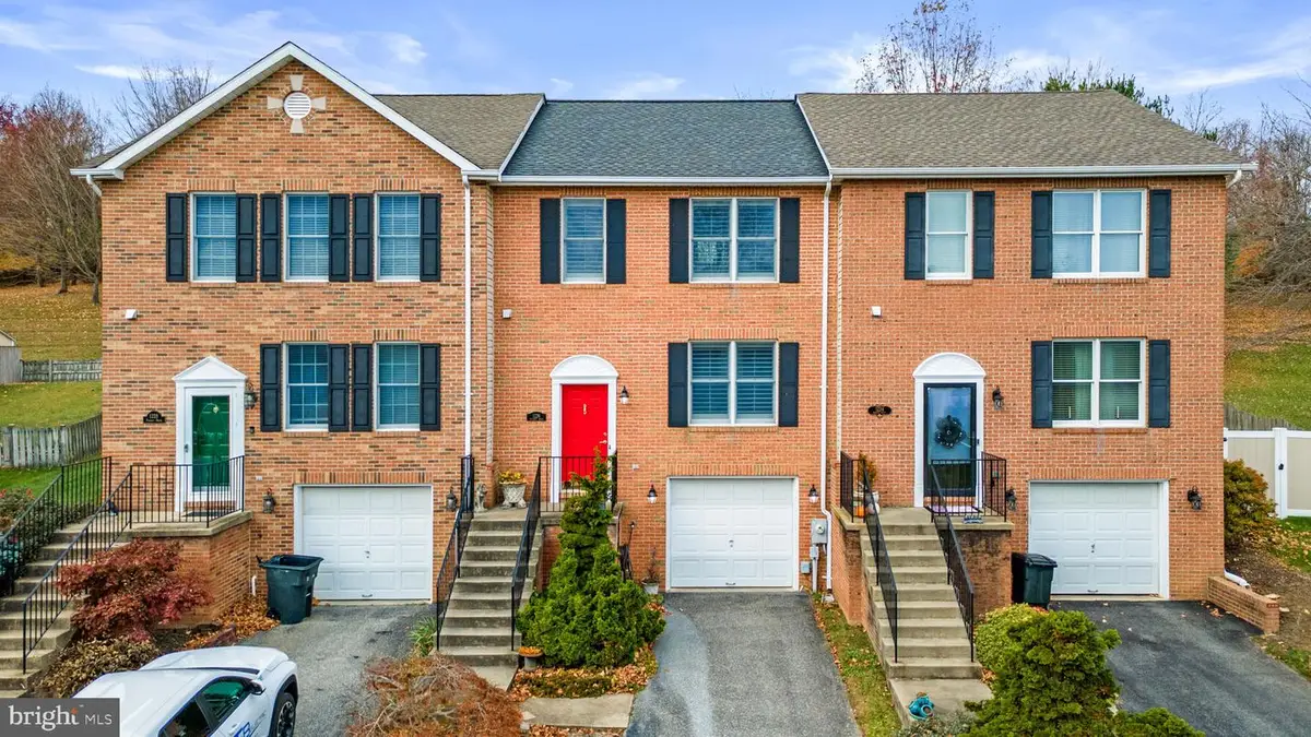 1226 Fairway Dr, Westminster, MD 21158 - Image #1