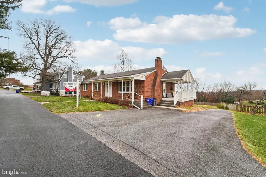 307 Bellview Ave, Mount Airy, MD 21771 - Image #3