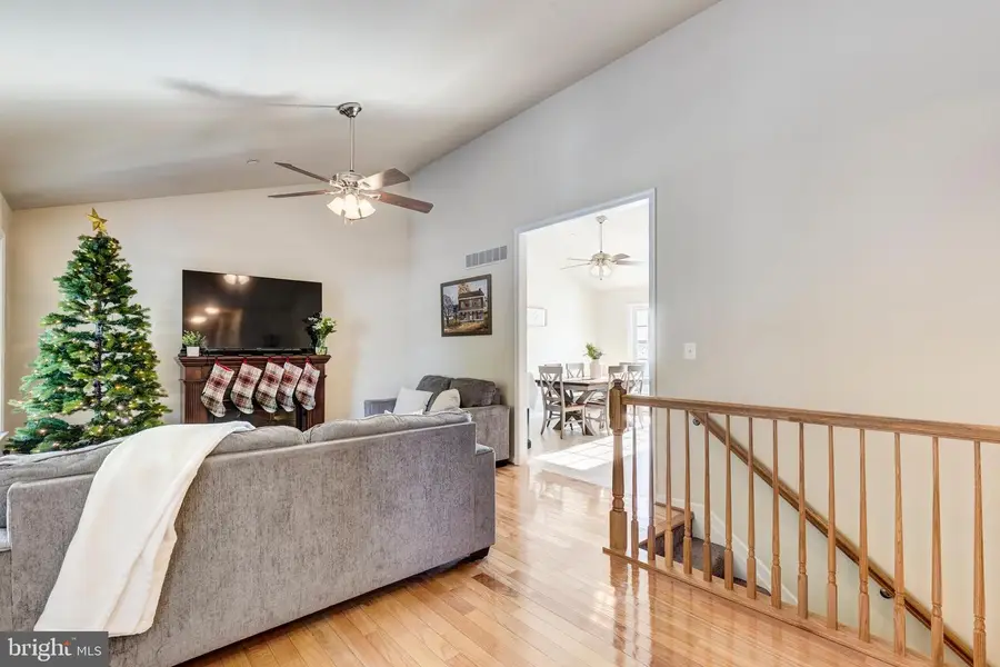 1291 Kevins Dr, Hampstead, MD 21074 - Image #3