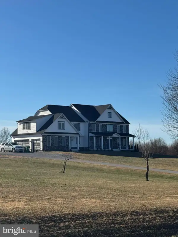 809 Dixon Ave, ELDERSBURG, MD 21784