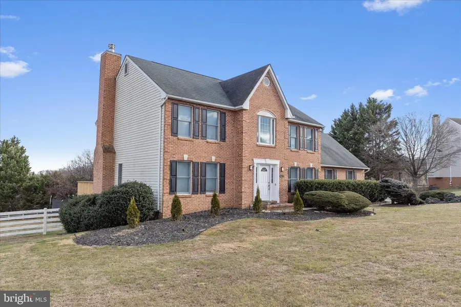 2111 Warren Way Dr, Westminster, MD 21157 - Image #3