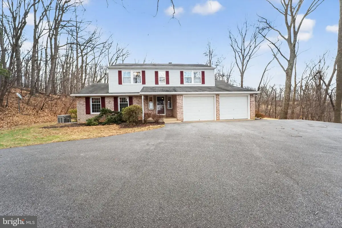 1445 S Pleasant Valley Rd, Westminster, MD 21158 - Image #1