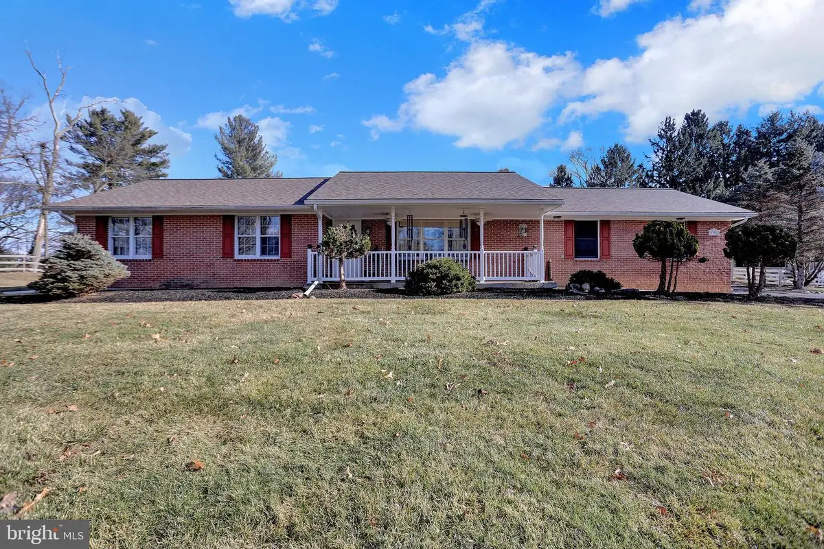 1209 Woodland Ct, Hampstead, MD 21074 - Image #1