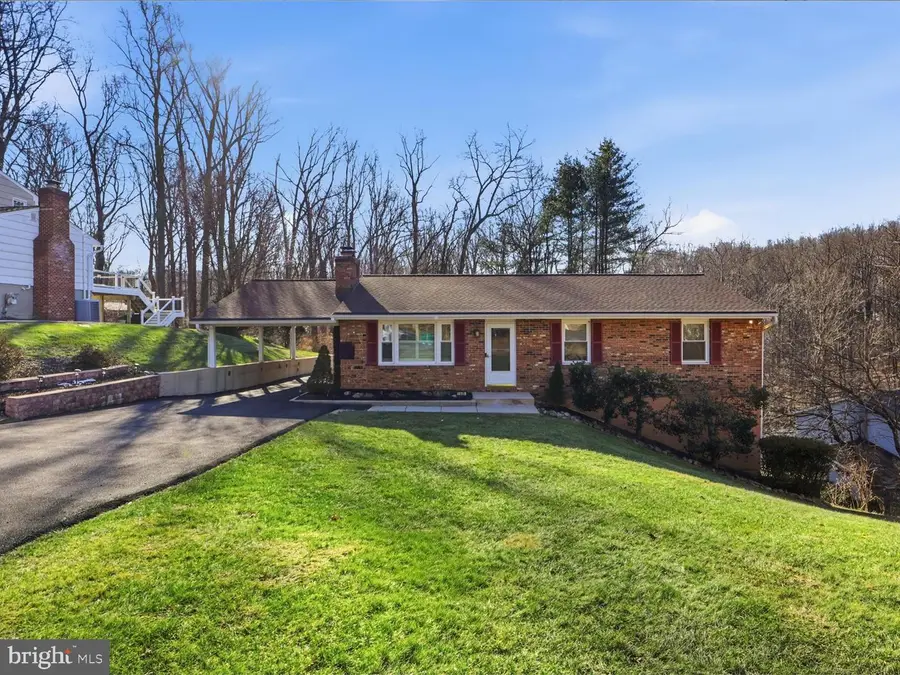 1505 Woodridge Ln, Sykesville, MD 21784 - Image #3