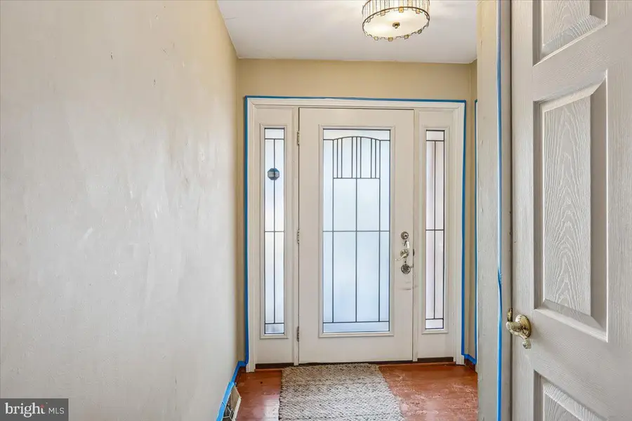 1712 Bachman Valley Dr, Westminster, MD 21157 - #2