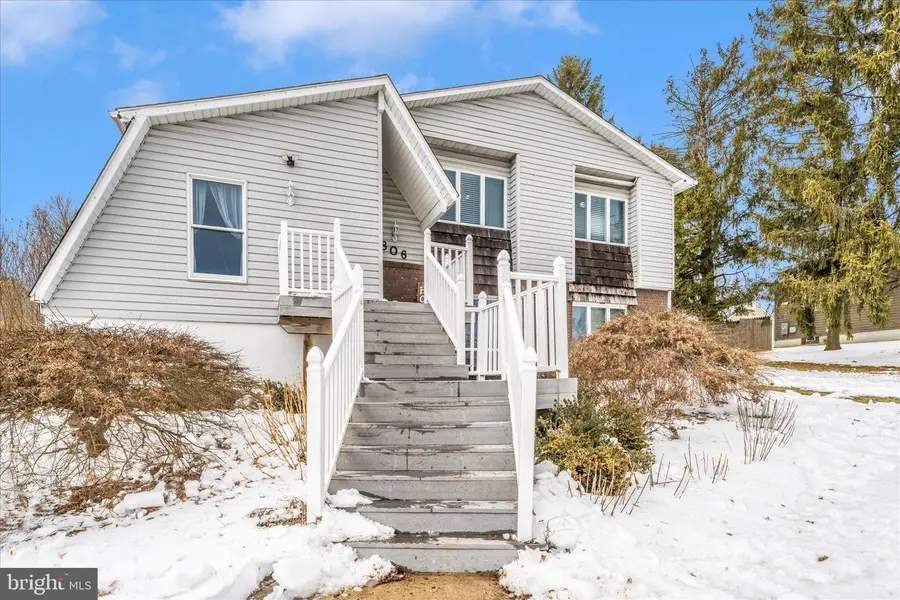 806 Clearview Ave, Hampstead, MD 21074 - #3