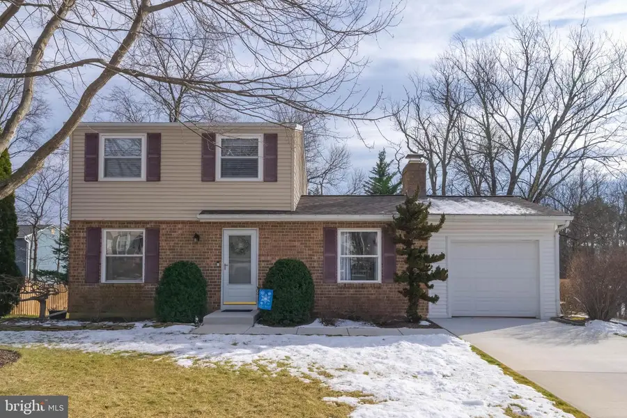 4367 Sycamore Dr, Hampstead, MD 21074 - #3