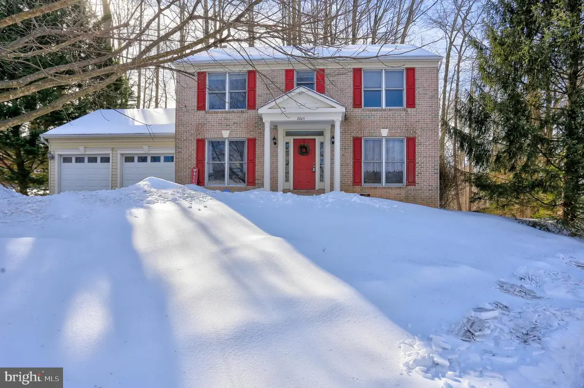 2205 Edenbrooke Ct, Sykesville, MD 21784 - Image #1