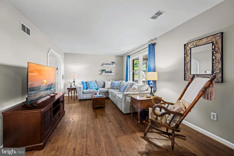 433 Obrecht Rd, Sykesville, MD 21784 - #3