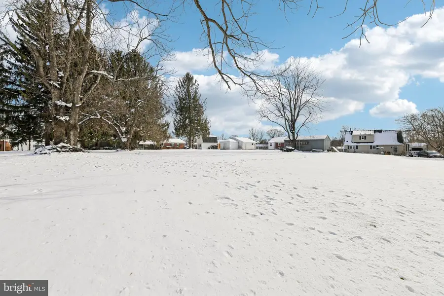 Hillcrest Ave, Mount Airy, MD 21771 - #2