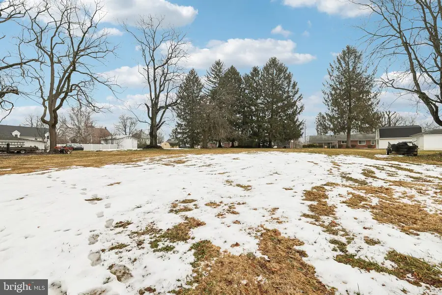 Hillcrest Ave, Mount Airy, MD 21771 - #3