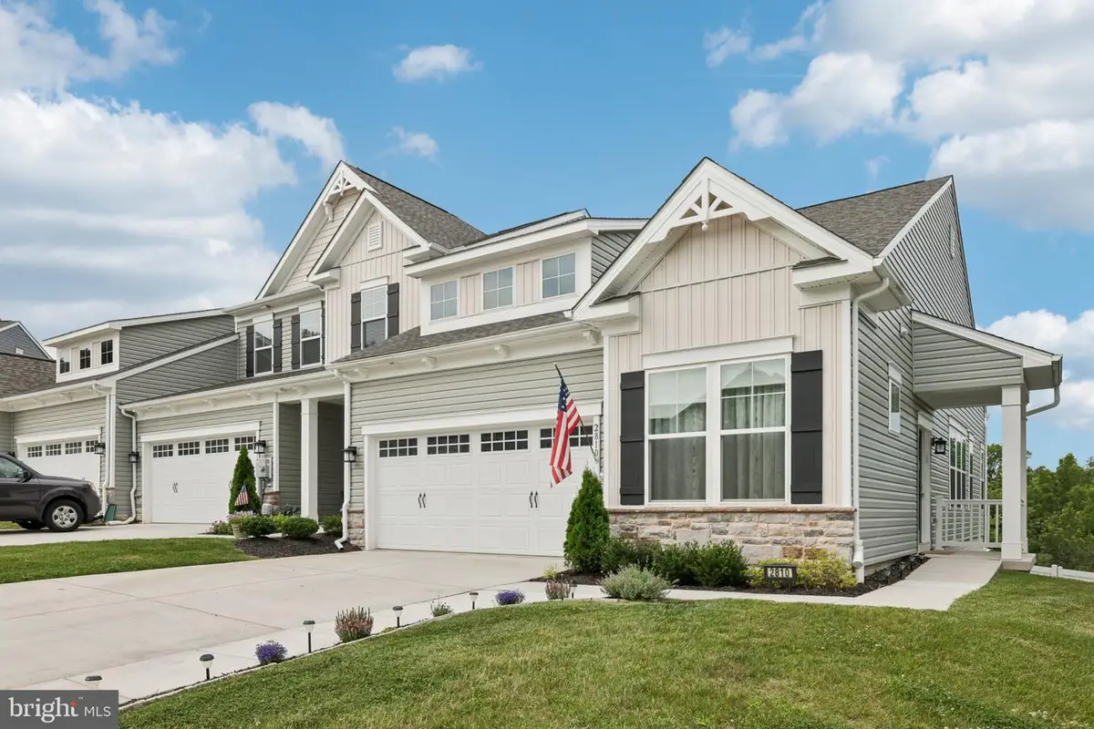 2810 Town View Cir, New Windsor, MD 21776 - #1