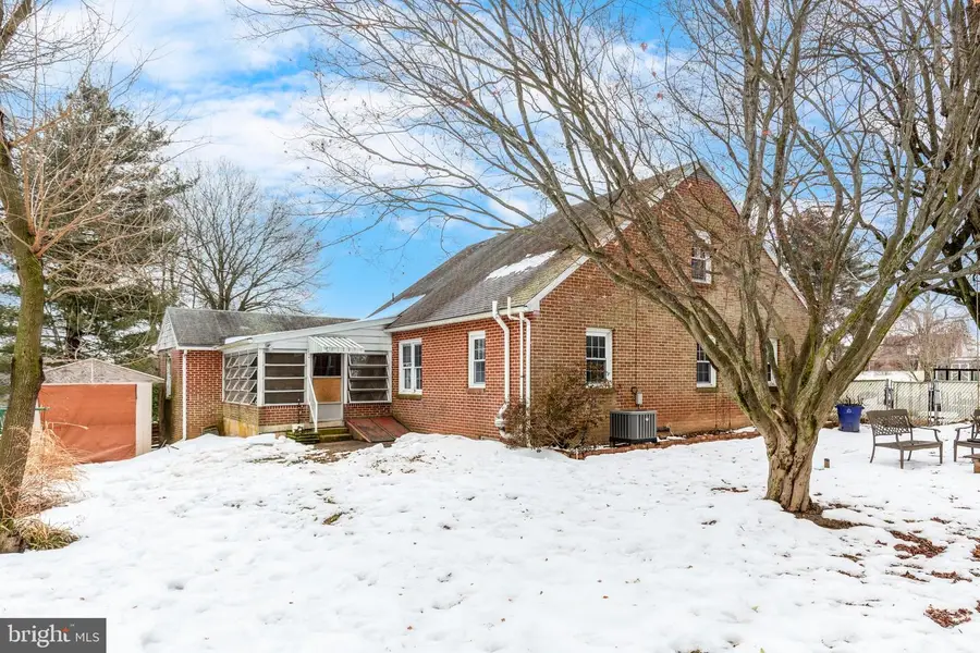 302 Anita Dr, Westminster, MD 21157 - #3