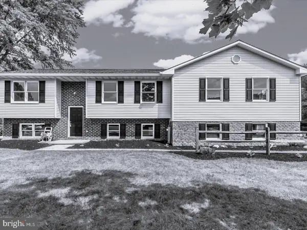 1589 Smiley Dr, NEW WINDSOR, MD 21776