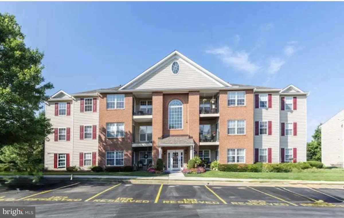 3860 Normandy Dr #3d, Hampstead, MD 21074 - #1