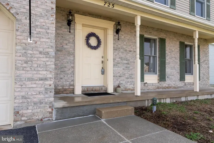725 Hess Ct, Westminster, MD 21157 - #3
