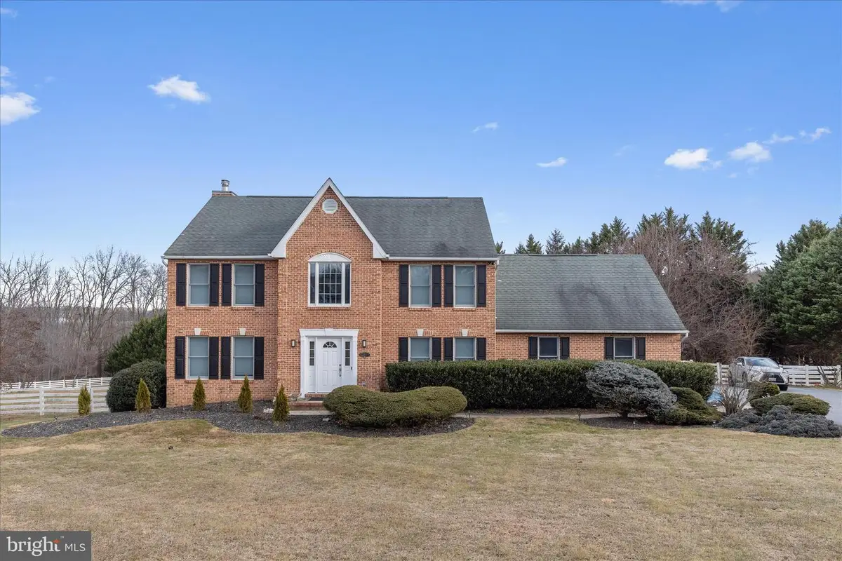 2111 Warren Way Dr, Westminster, MD 21157 - #1