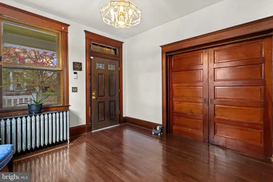 221 Main St, New Windsor, MD 21776 - #2