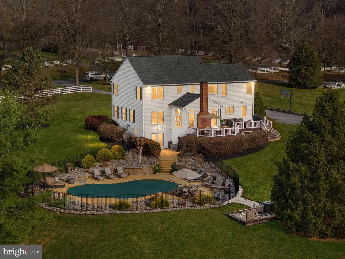 6207 Belmont Cir, Mount Airy, MD 21771 - #1