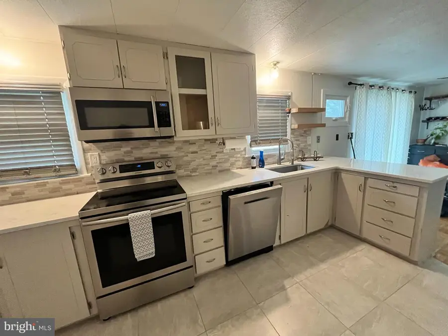 3733 Ridge Rd, Westminster, MD 21157 - #2