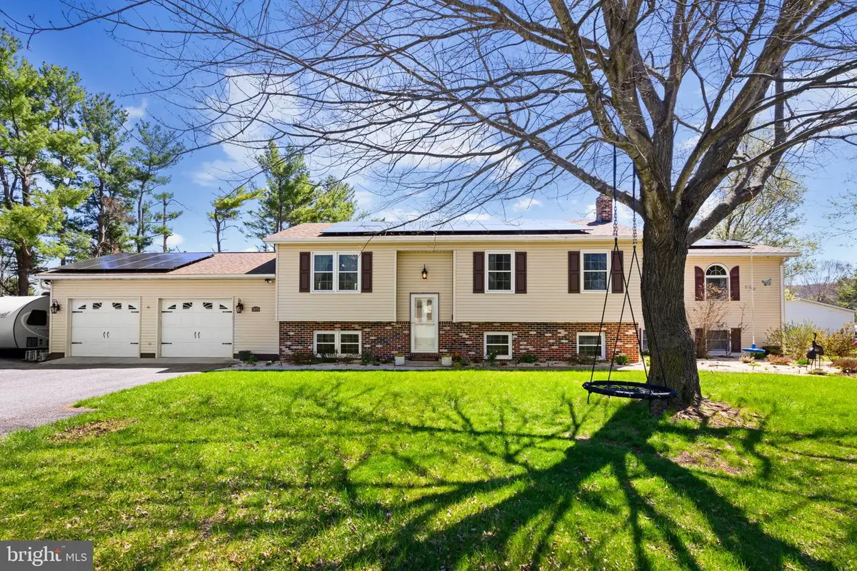 3851 White Oak Ct, Manchester, MD 21102 - #1