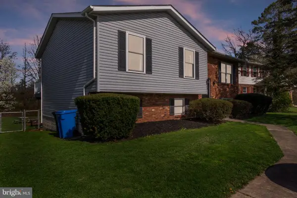 204 Grand Dr, TANEYTOWN, MD 21787