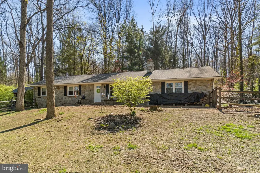 2401 Albert Rill Rd, Hampstead, MD 21074 - #2