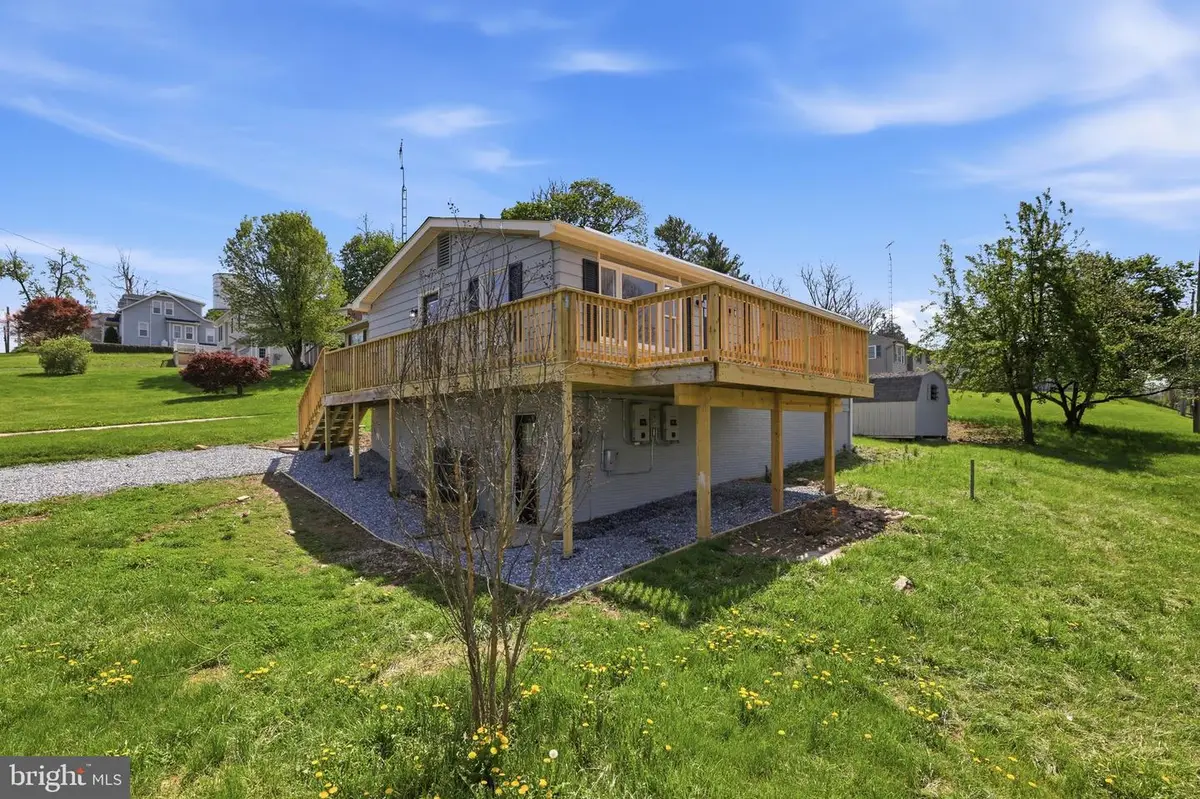 302 E Thomas St, Union Bridge, MD 21791 - #1
