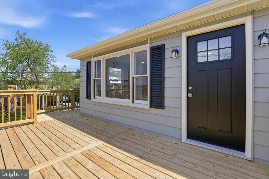 302 E Thomas St, Union Bridge, MD 21791 - #2