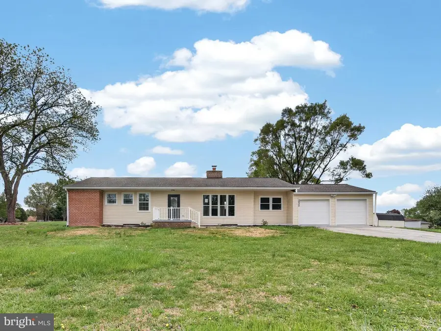 2035 Kays Mill Rd, Finksburg, MD 21048 - #2
