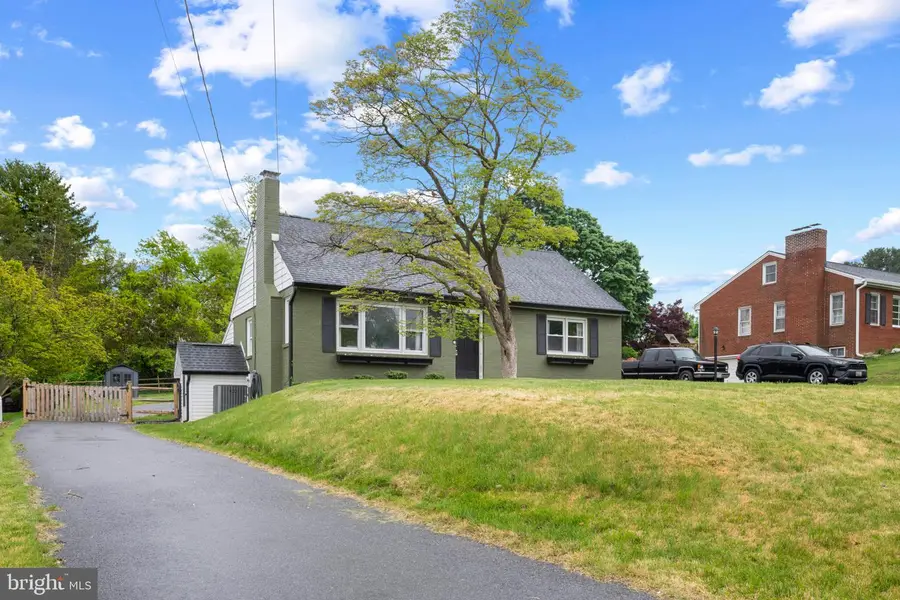 705 Longview Ave, Westminster, MD 21157 - #2