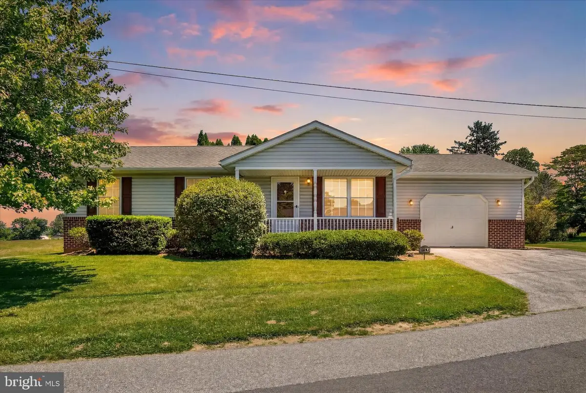 3043 Wertz Ave, Manchester, MD 21102 - #1