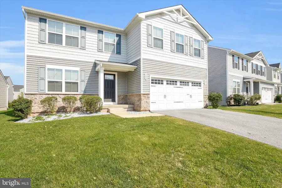 308 Burnside Ave, Taneytown, MD 21787 - #2