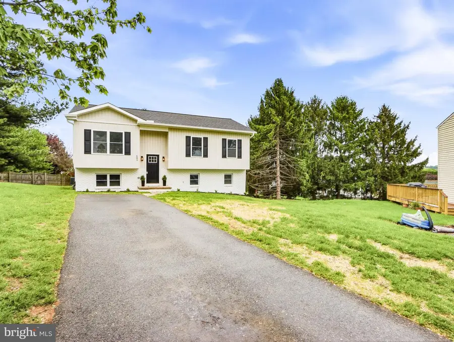 683 Sunflower Ct, Westminster, MD 21157 - #2