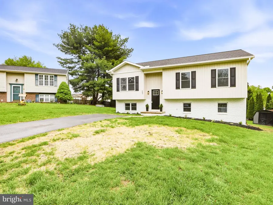 683 Sunflower Ct, Westminster, MD 21157 - #3