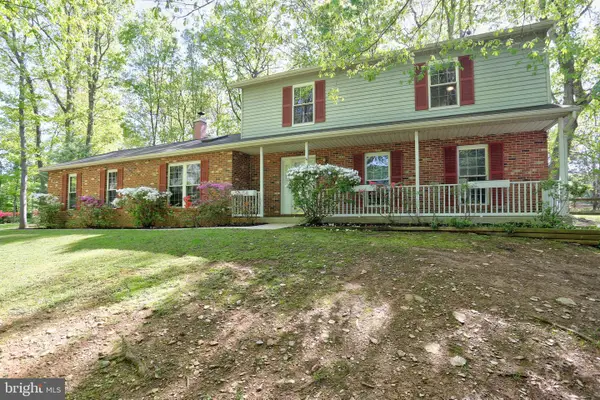 2219 Firewood Dr, SYKESVILLE, MD 21784