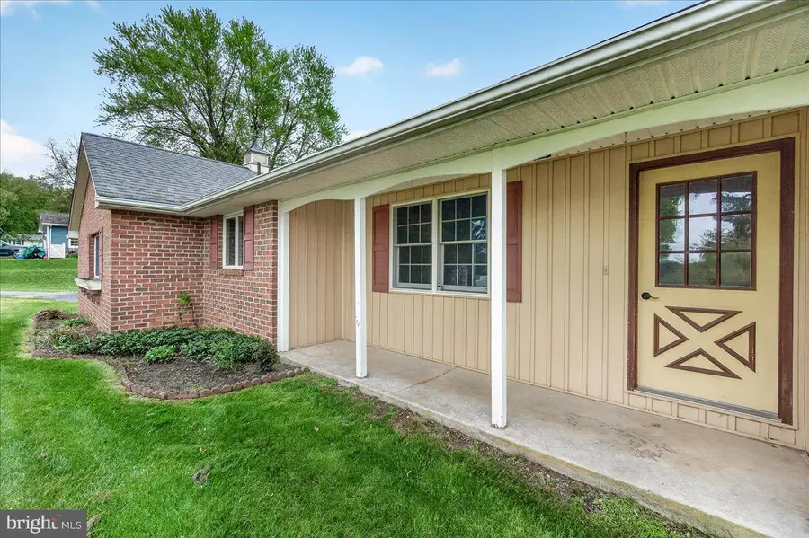 9 W Obrecht Rd, Sykesville, MD 21784 - #2