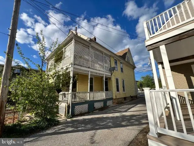 127 W Main St, Westminster, MD 21157 - #2